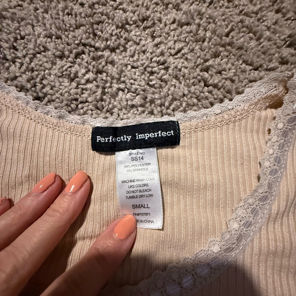 Beige Button-Front Ribbed Top - Picture 4 of 4